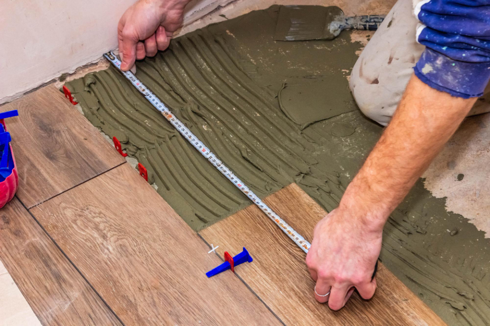 COMERCIALIZADORA Y EDIFICACIONES LAC